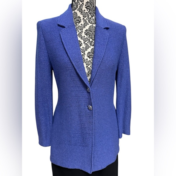 St. John Jackets & Blazers - St. John Jacket Sz 4